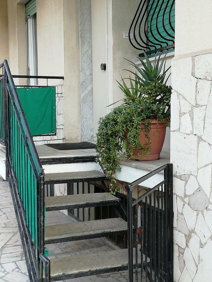 A Due Passi Dal Mare Apartman Sestri Levante Kültér fotó